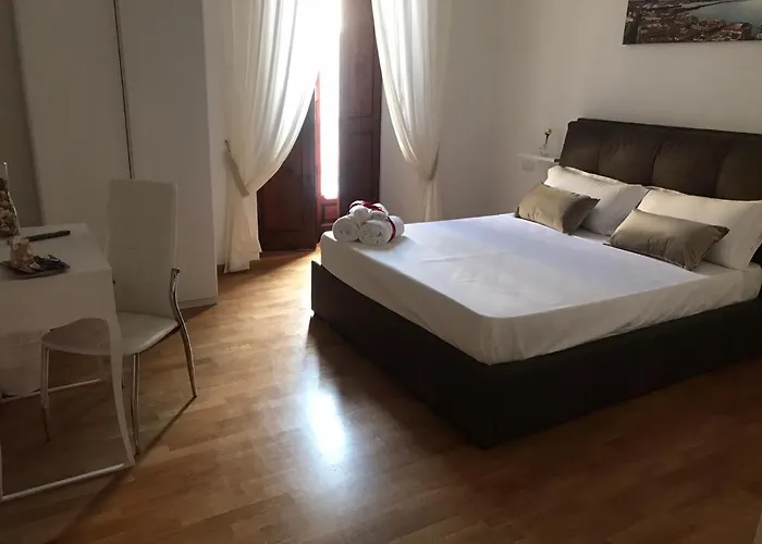 Residenza San Gennaro 4*