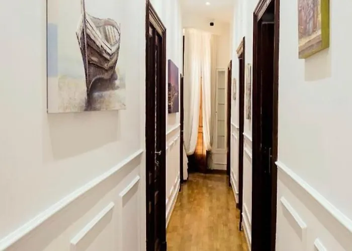 Residenza San Gennaro Affittacamere 4*
